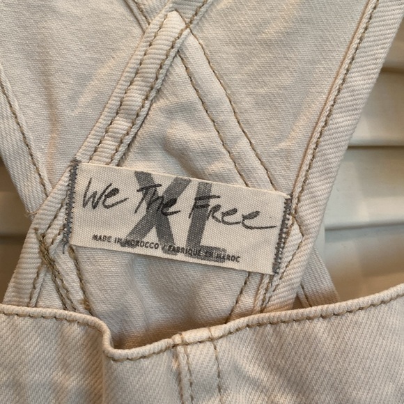 Free People Denim shorts 2 available check sizes - Picture 2 of 11